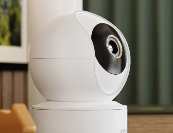 Caméra d'intérieur intelligente avec suivi de mouvement – Image 2